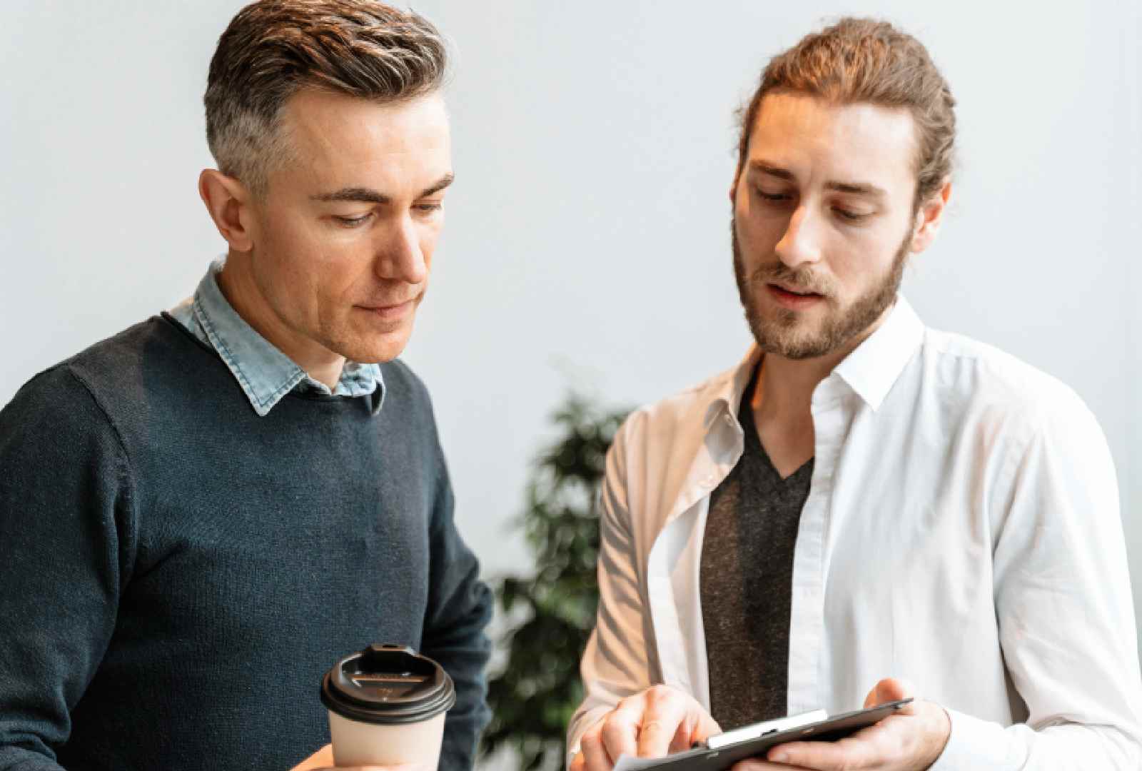 مشتری مداری آراکس